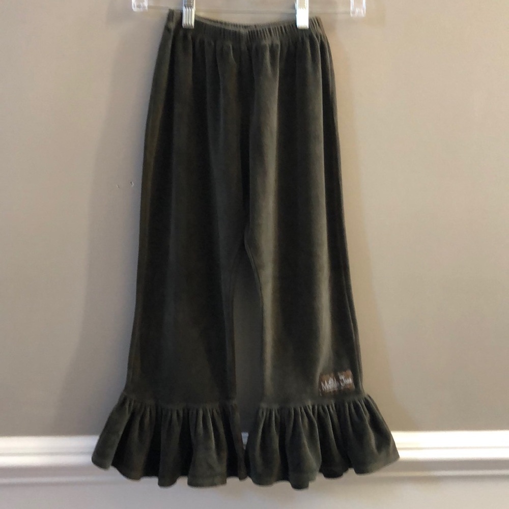Matilda Jame ruffle pants. Size 8